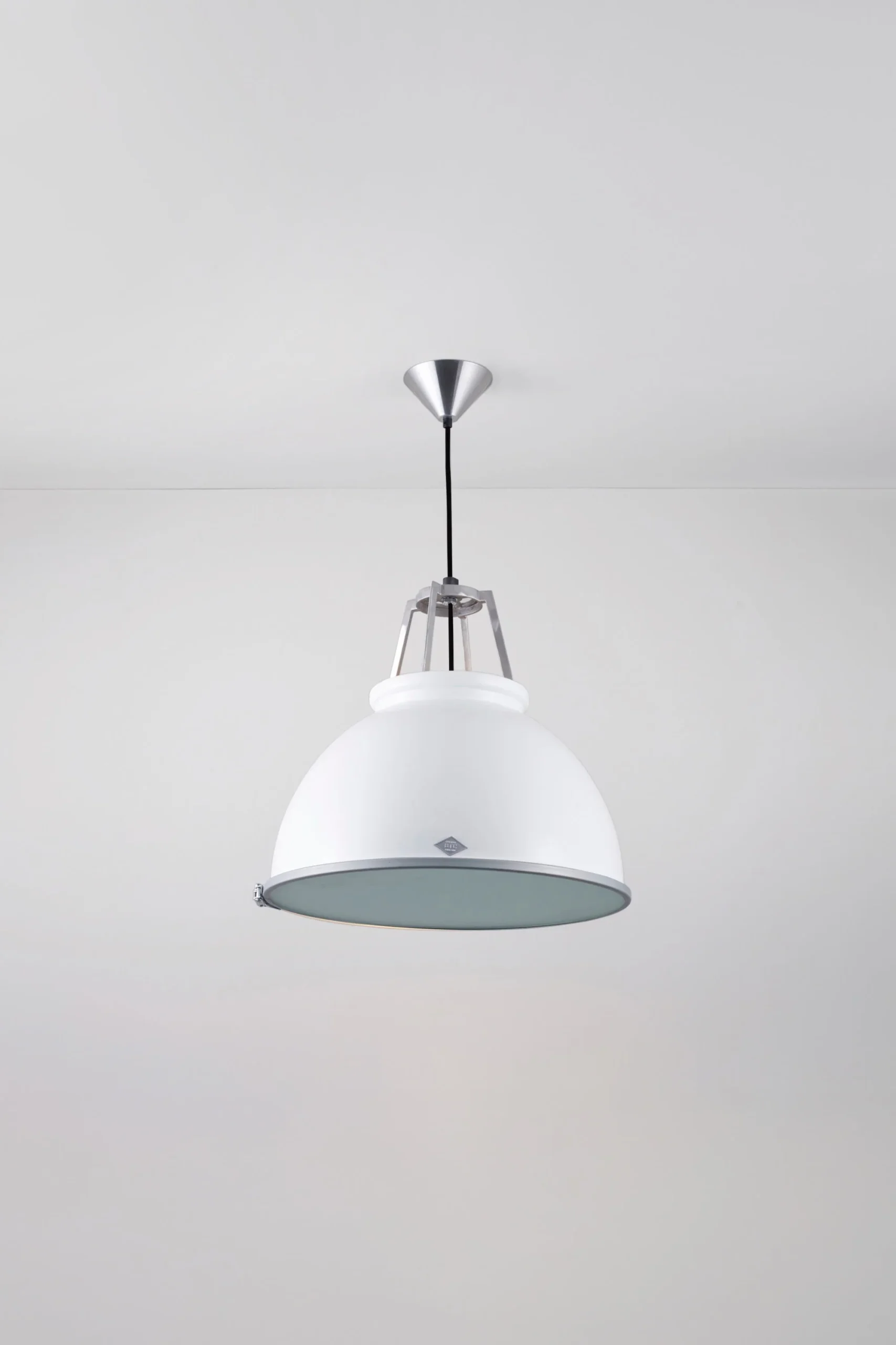 Titan Size 3 Pendant with Diffuser
